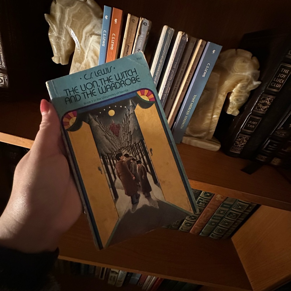 Vintage books! C. Lewis - Picture 7 of 11